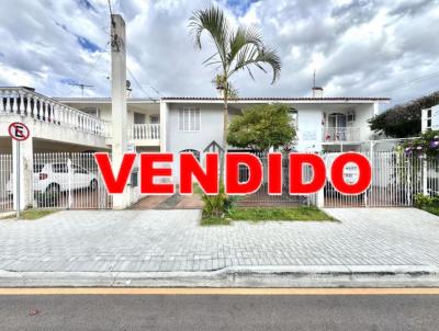 Sobrado para Venda, em Curitiba, bairro Tarum, 3 dormitrios, 3 banheiros, 2 vagas